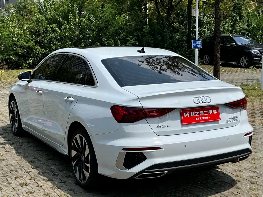 Audi A3 2023 — фото 4