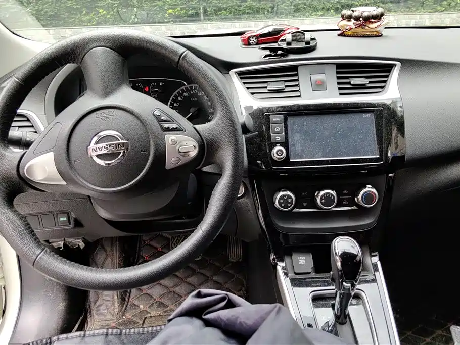 Nissan Sylphy 2018 — фото 12