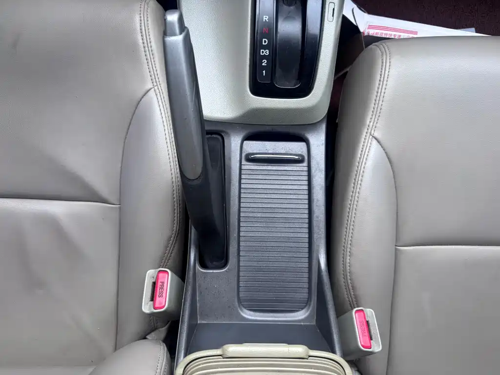 Honda Civic 2013 — фото 13
