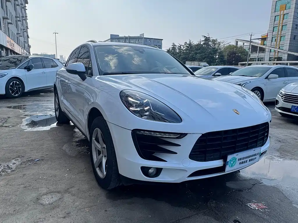 Porsche Macan 2016 — фото 1