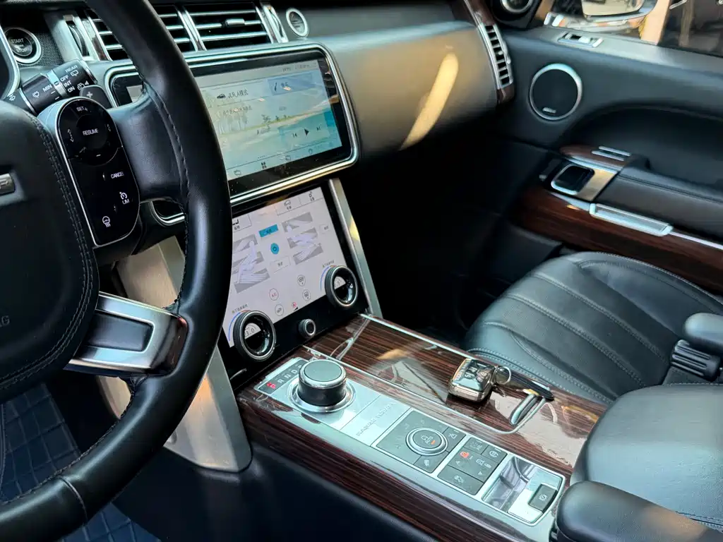 Land Rover Range Rover 2014 — фото 11