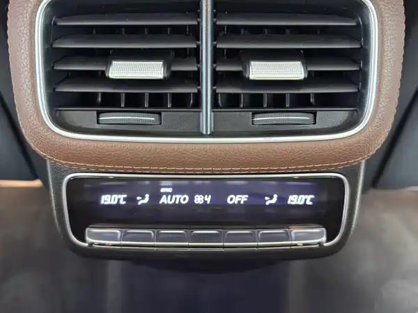 Mercedes-Benz GLS 2024