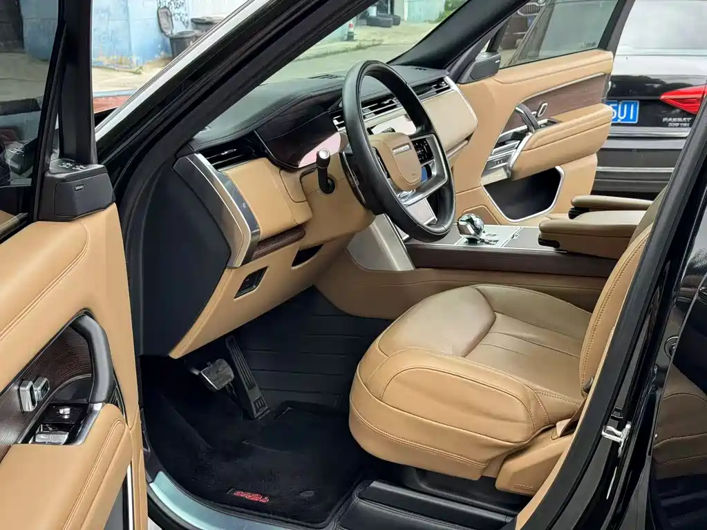 Land Rover Range Rover 2024