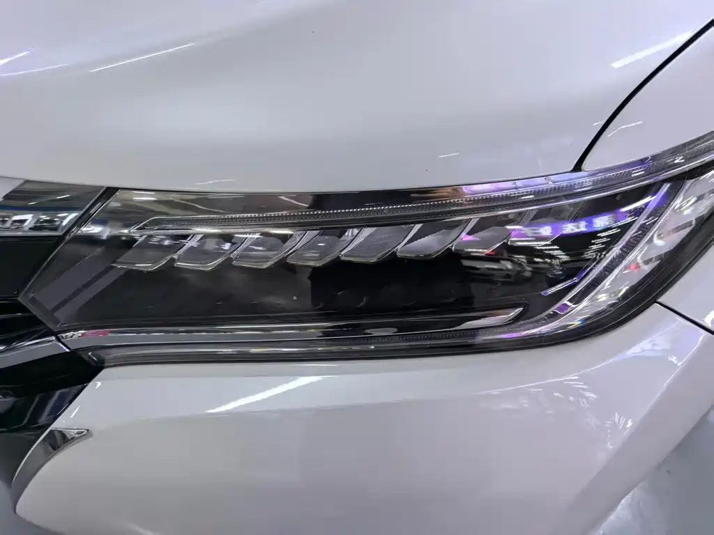 Honda UR-V 2018 — фото 3