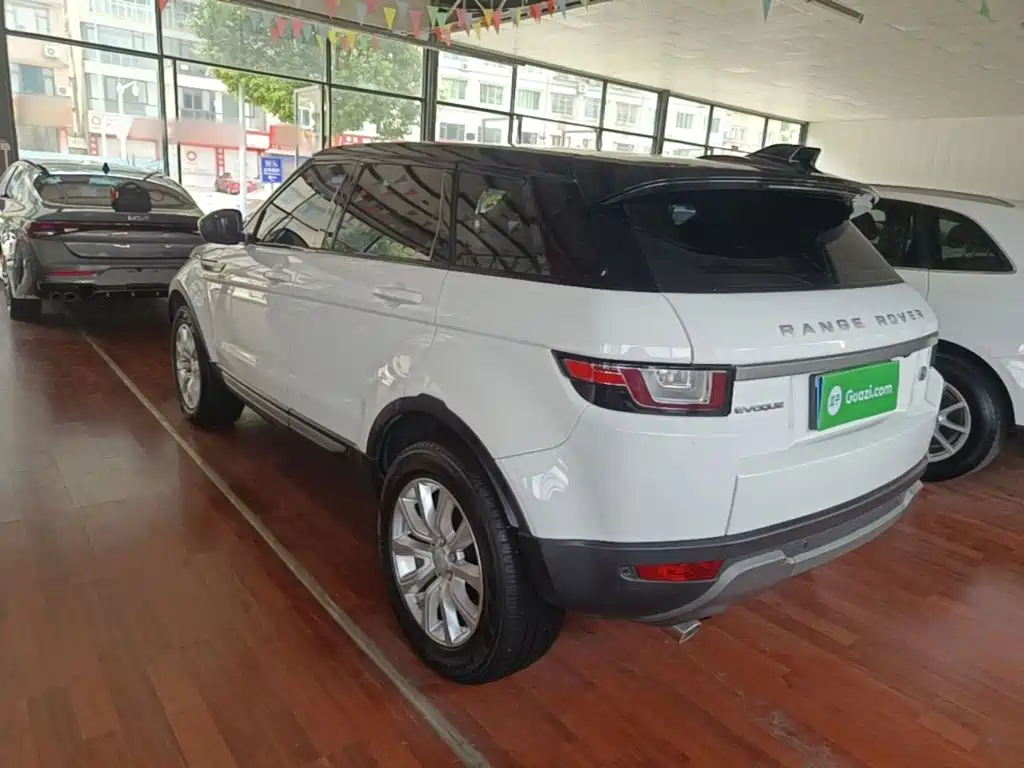 Land Rover Range Rover Evoque 2019 — фото 5