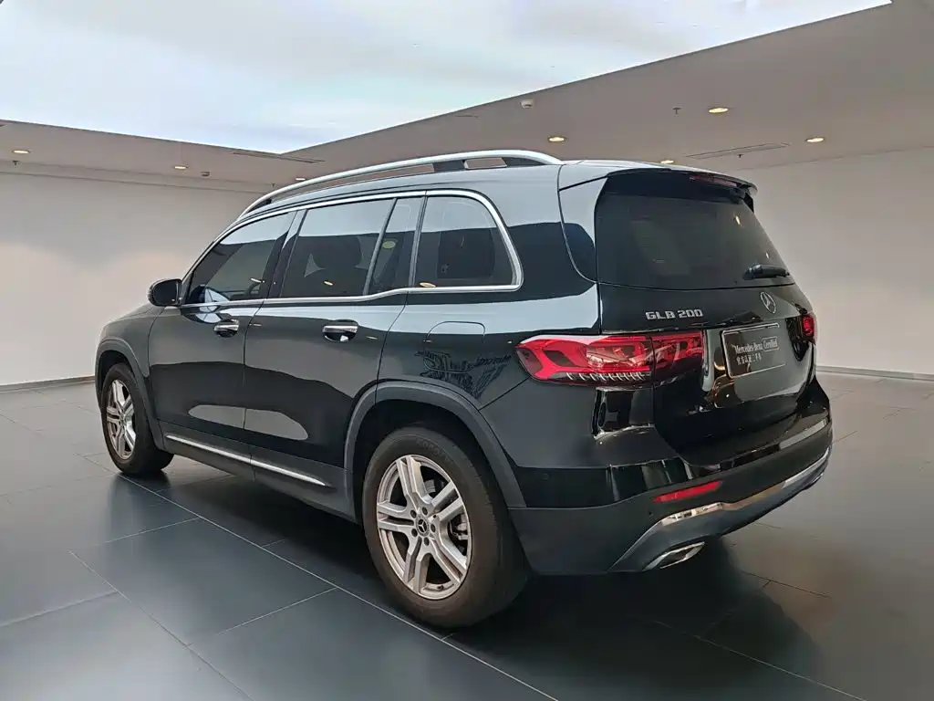 Mercedes-Benz GLB 2021 — фото 3