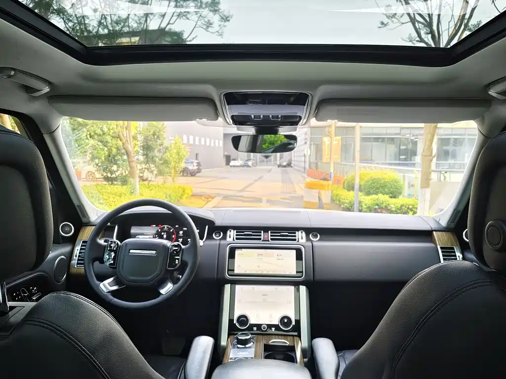 Land Rover Range Rover 2019 — фото 12
