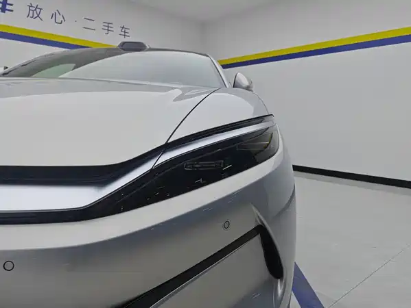 BYD Han L 2025