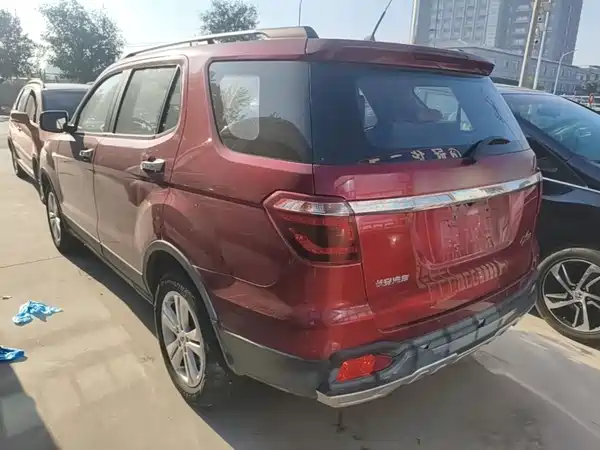 Changan Auchan CX70 2016