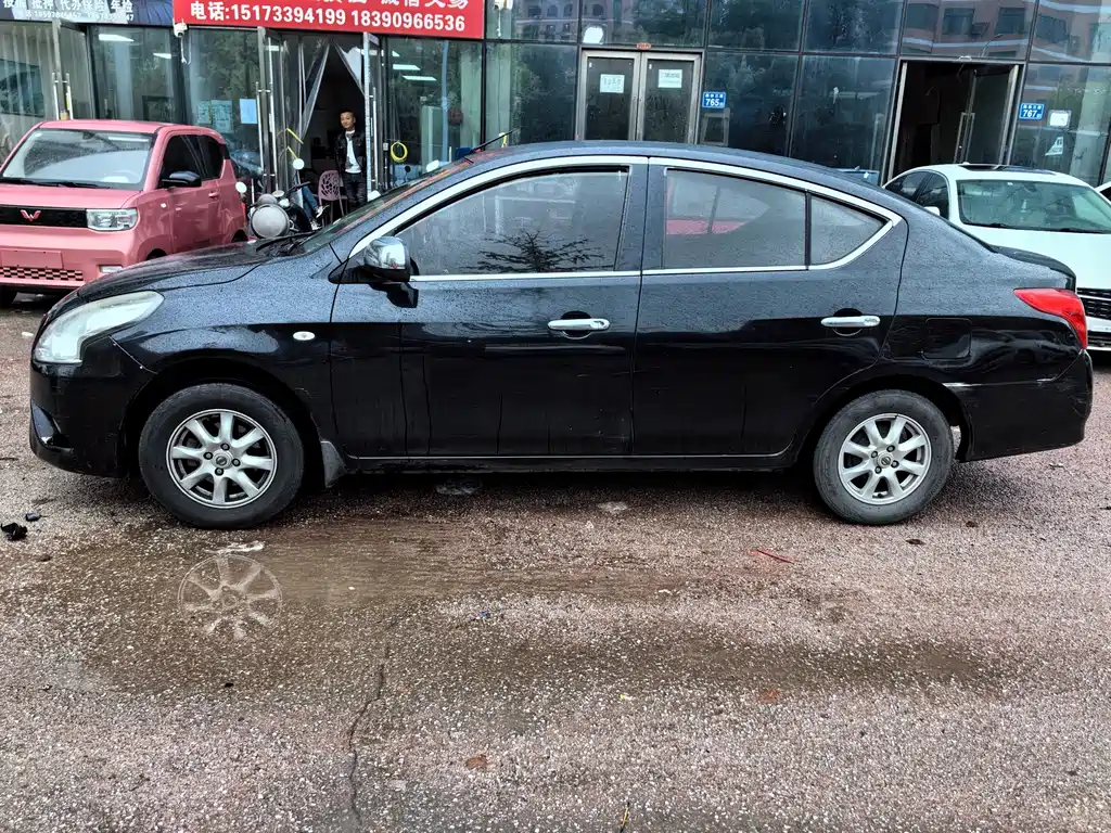 Nissan Sunny 2015 — фото 4