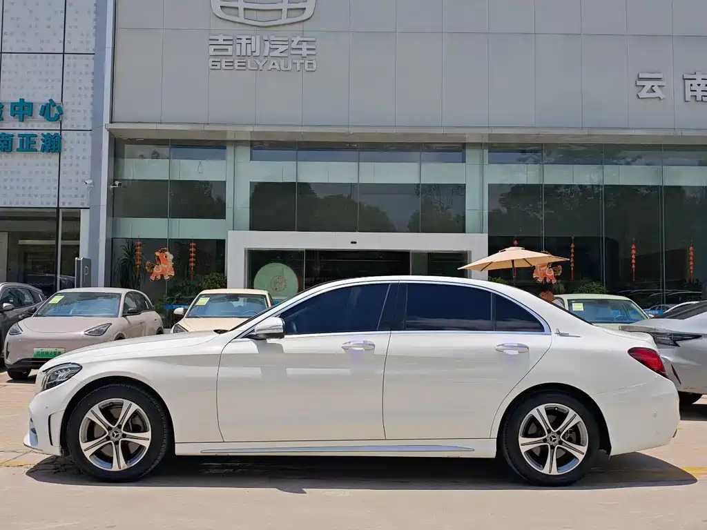 Mercedes-Benz C-Class 2019