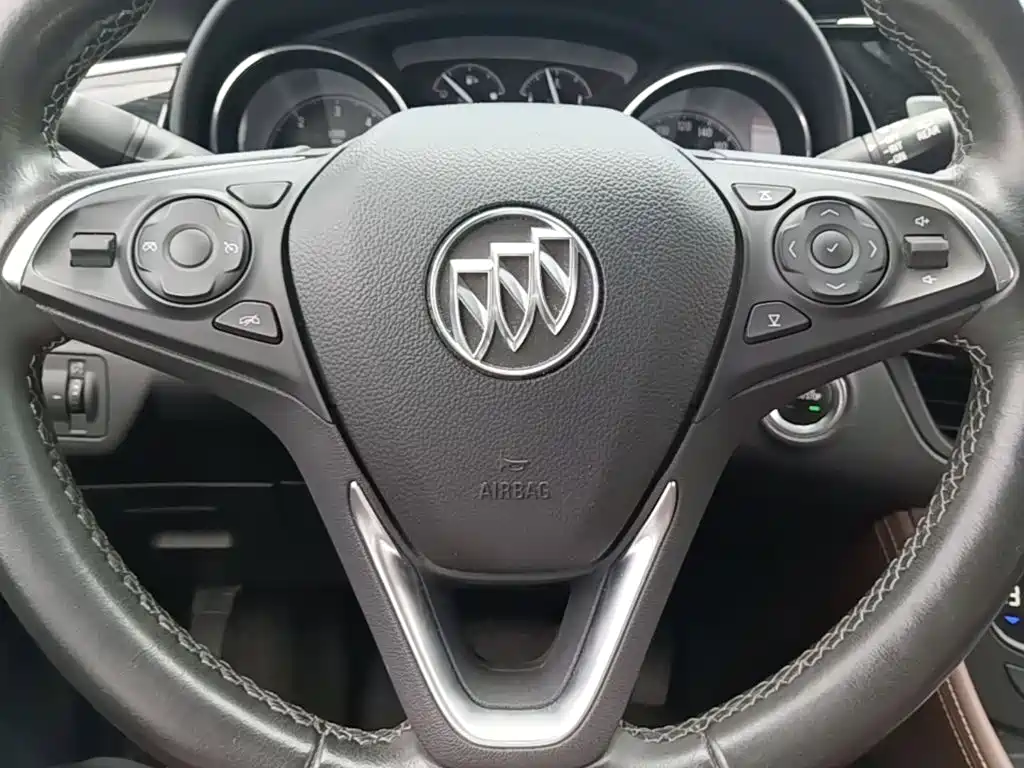Buick Envision Plus 2019 — фото 4