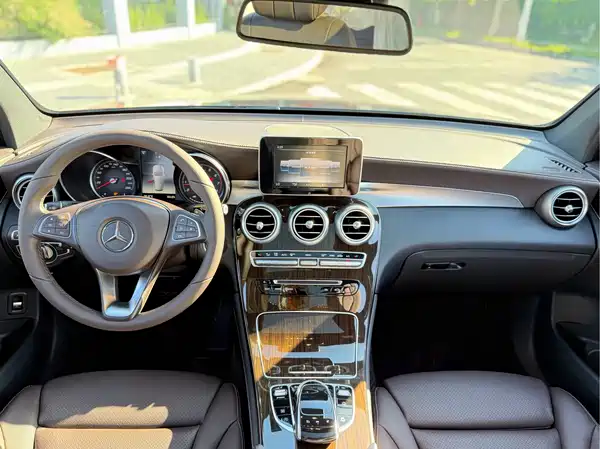 Mercedes-Benz GLC 2019