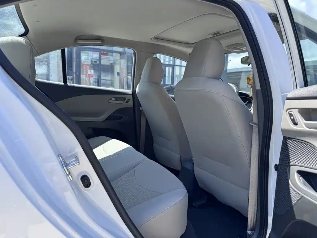 Chevrolet Sail 2017 — фото 12