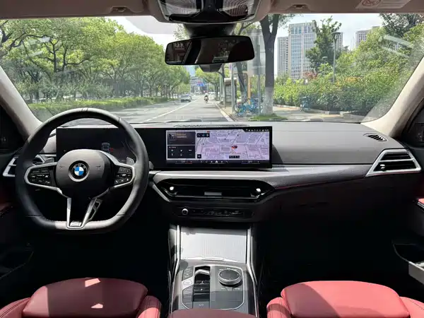 BMW 3 Series 2025