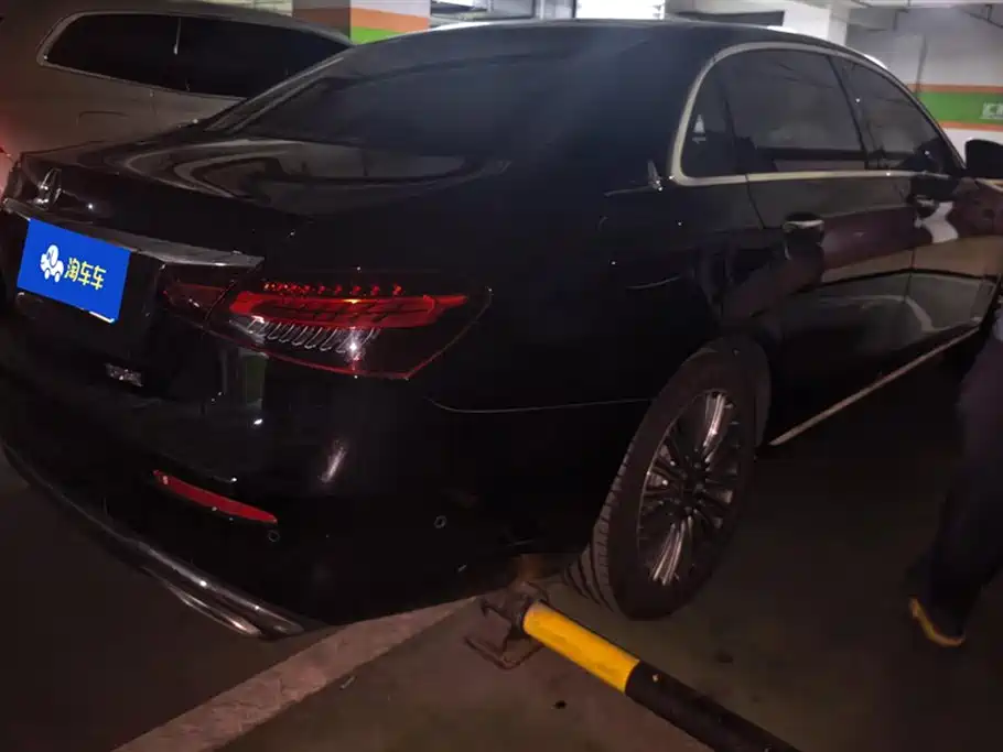 Mercedes-Benz E-Class 2022