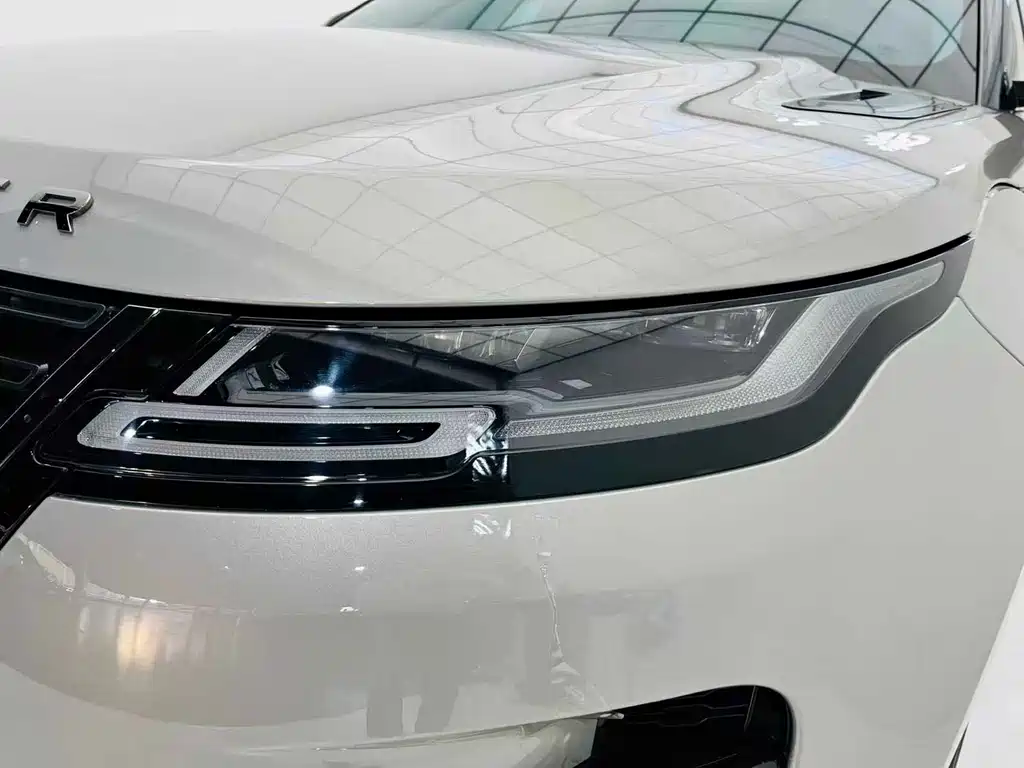 Land Rover Range Rover Evoque 2025 — фото 10