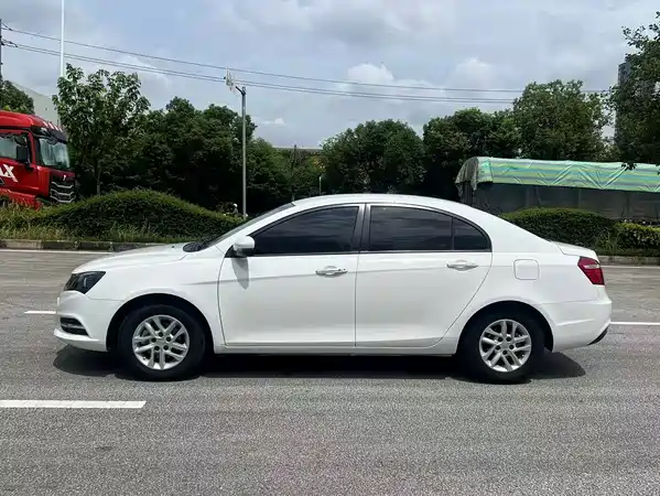 Geely Emgrand 2017
