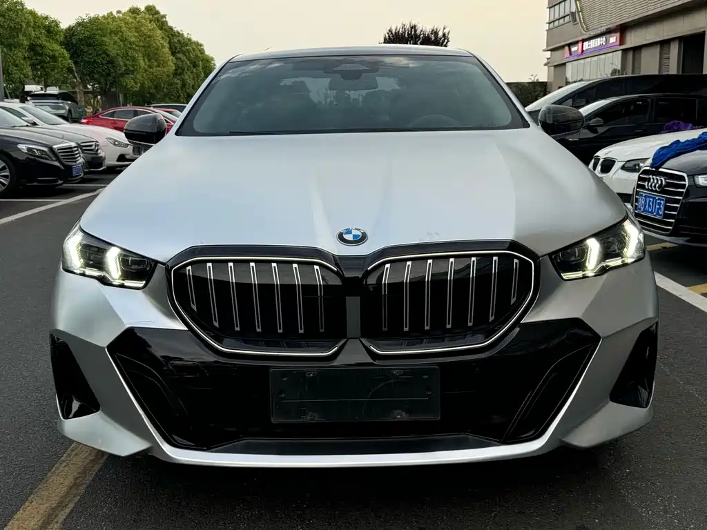BMW 5 Series 2024