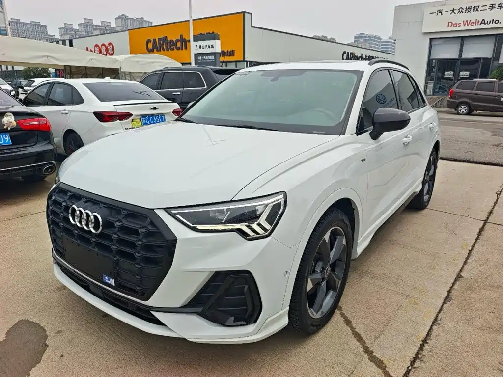 Audi Q3 2021
