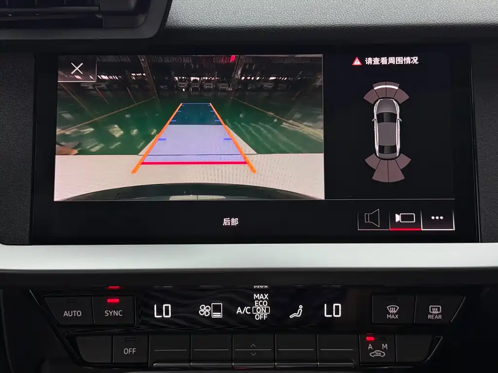 Audi A3 2022 — фото 17