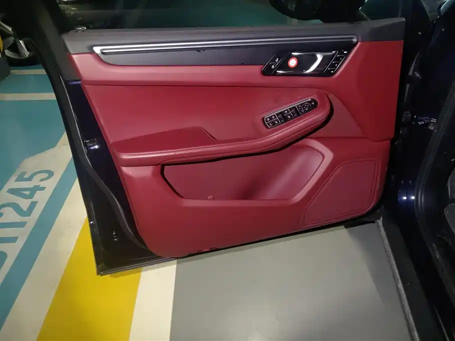 Porsche Macan 2022