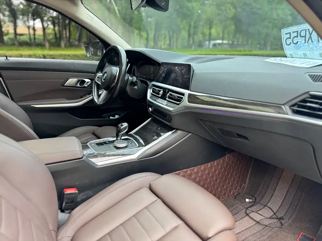 BMW 3 Series 2020