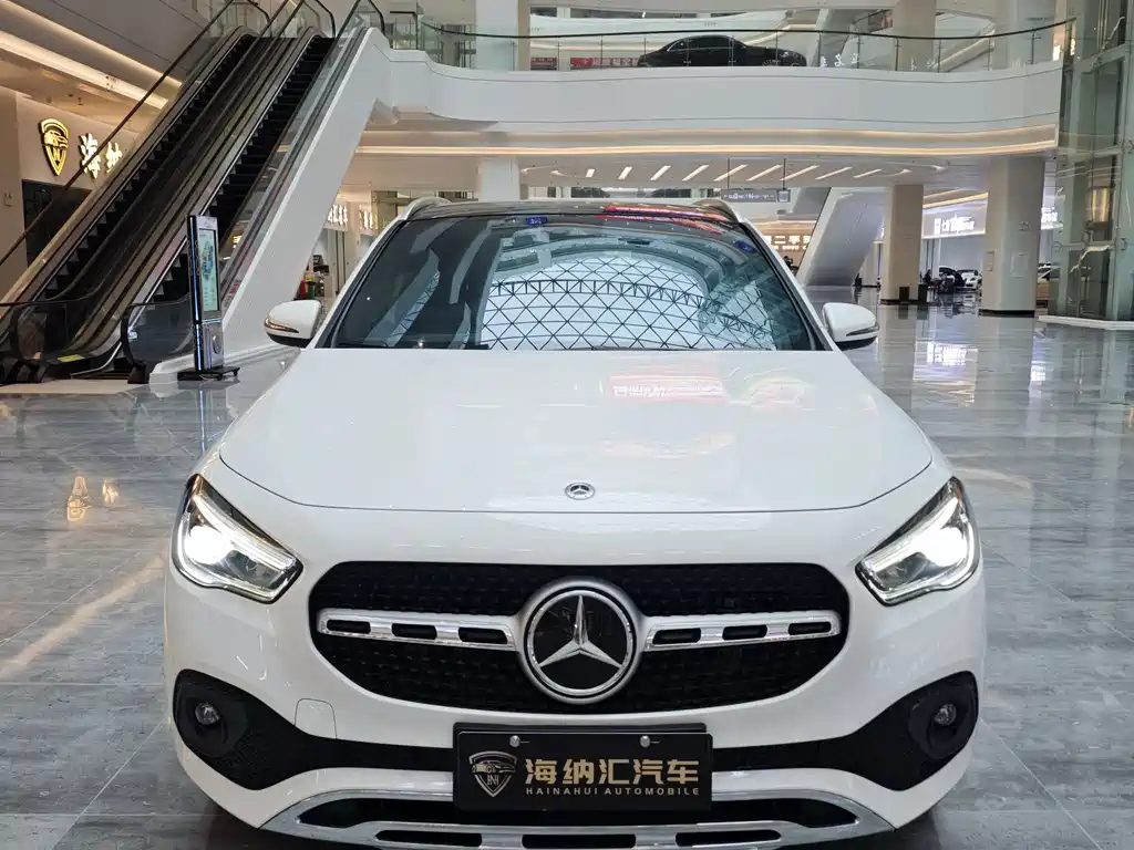 Mercedes-Benz GLA 2023