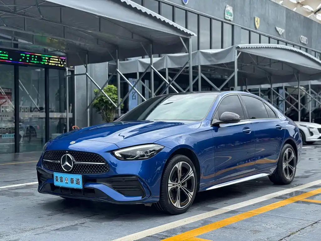 Mercedes-Benz C-Class 2022