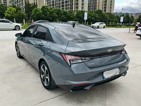 Hyundai Elantra 2020
