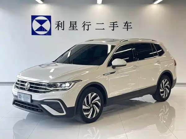 Volkswagen Tiguan L 2022