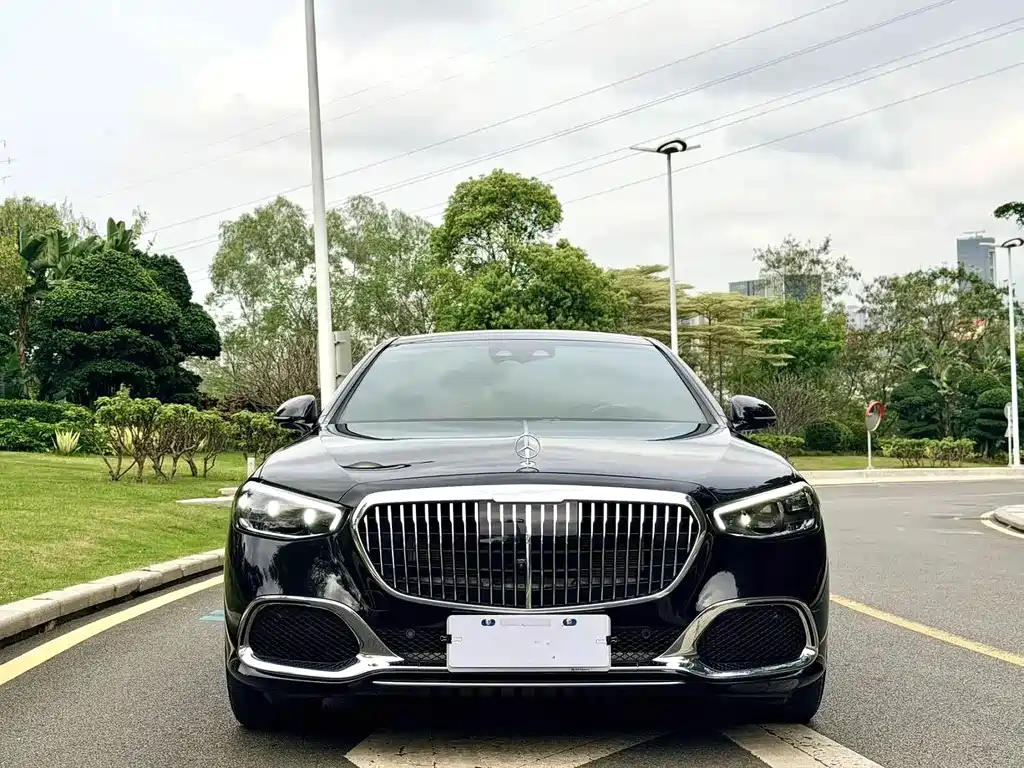 Mercedes-Benz S-Class 2023