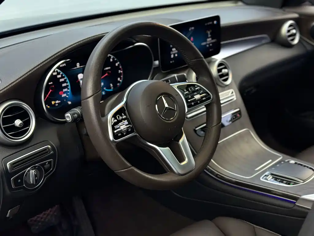 Mercedes-Benz GLC 2022 — фото 11