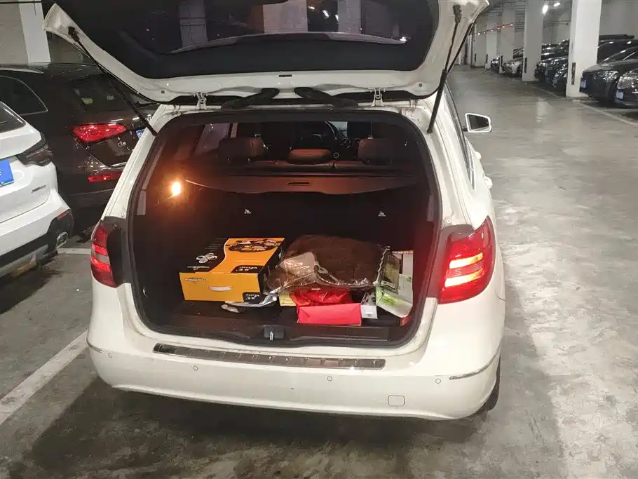 Mercedes-Benz B-Class 2013