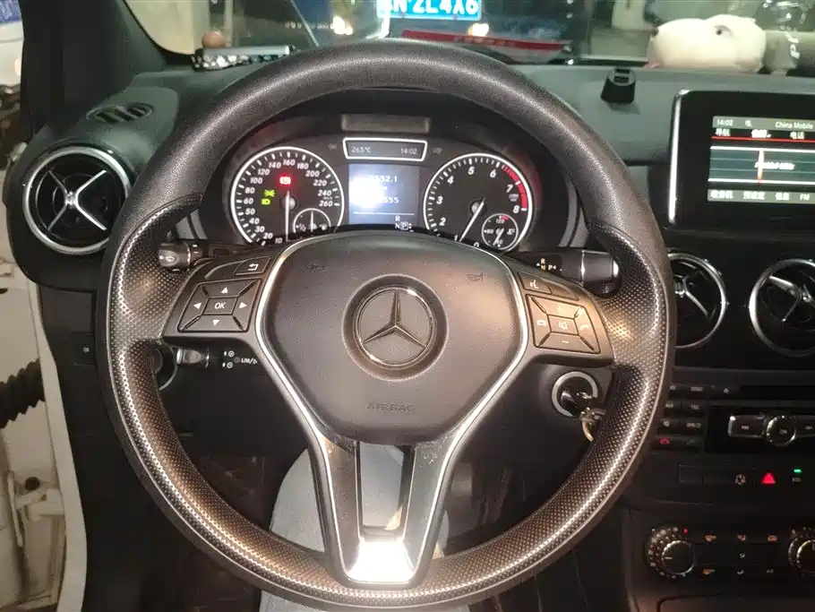 Mercedes-Benz B-Class 2013 — фото 15