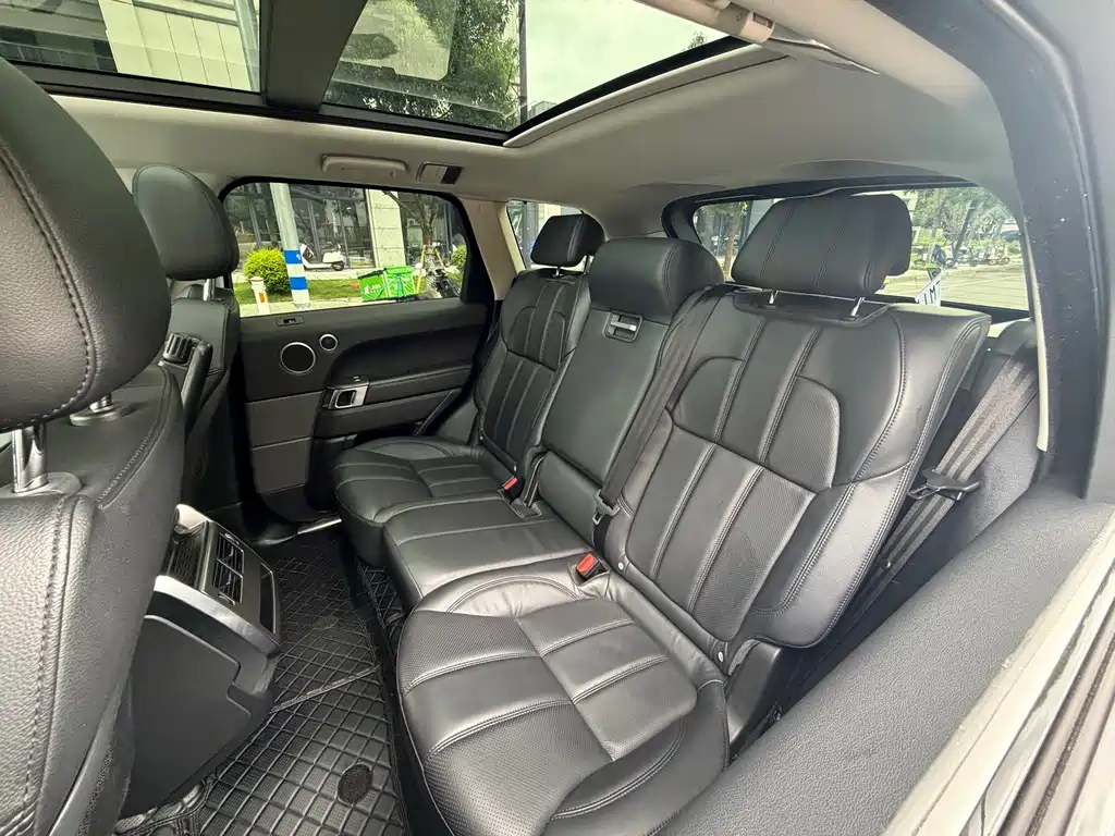 Land Rover Range Rover Sport 2017 — фото 13