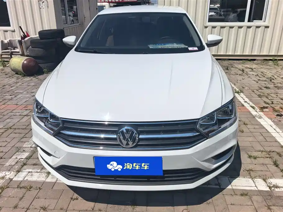 Volkswagen Bora 2023