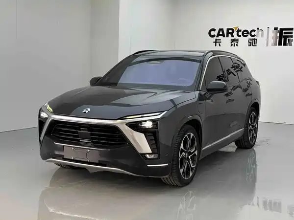 NIO ES8 2021