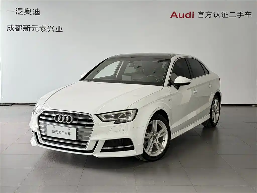 Audi A3 2020 — фото 1