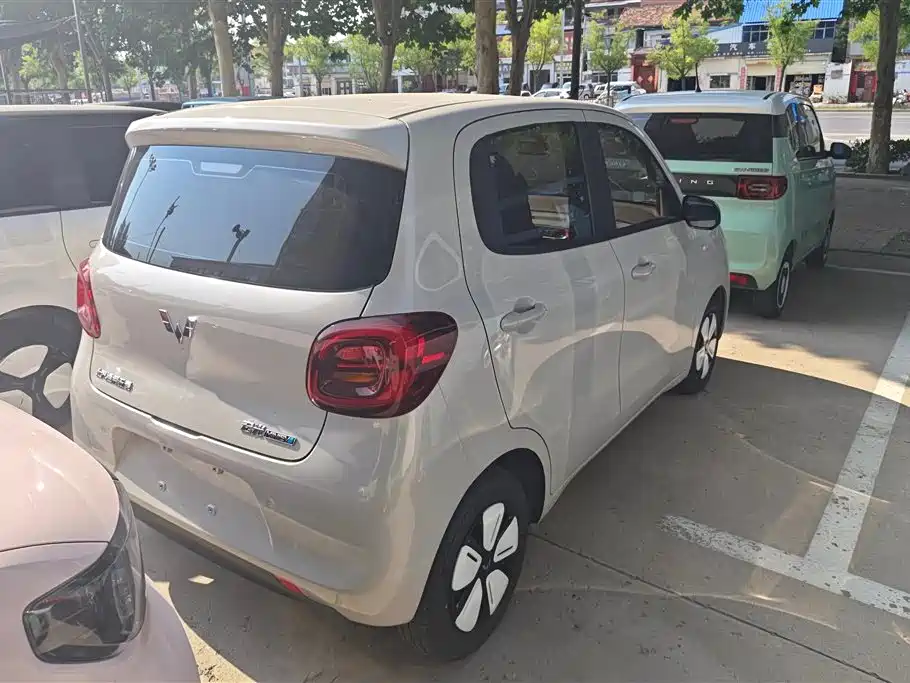 Wuling MINIEV 2025
