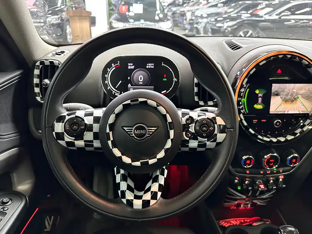 MINI Countryman 2021 — фото 16