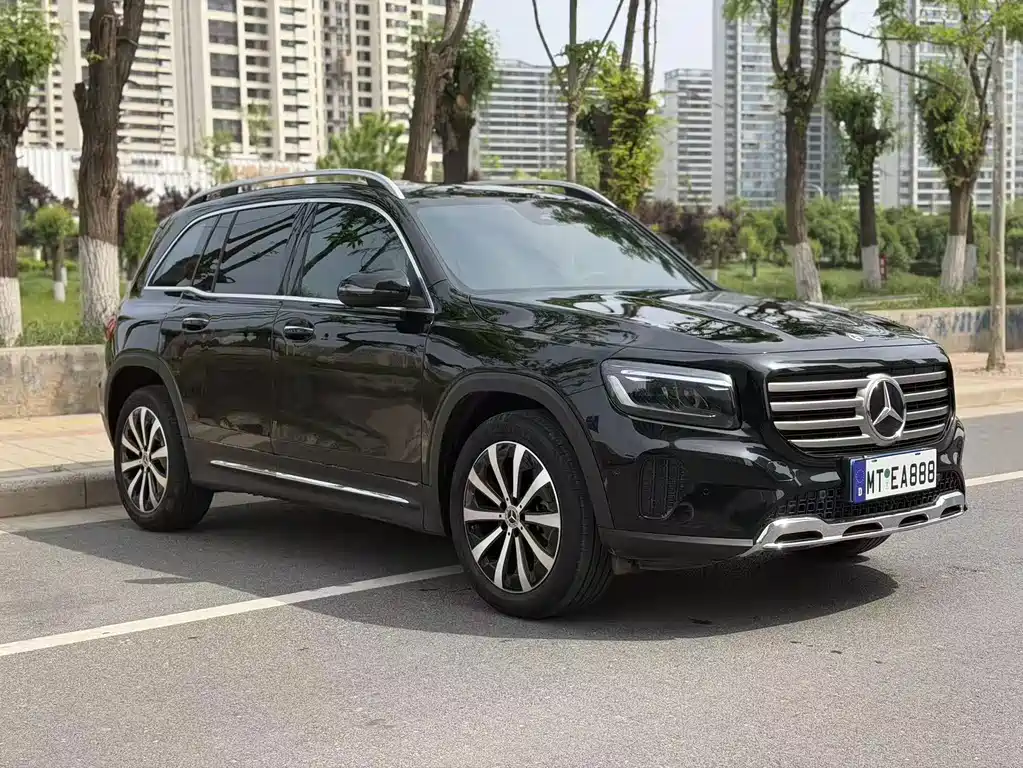 Mercedes-Benz GLB 2025 — фото 3