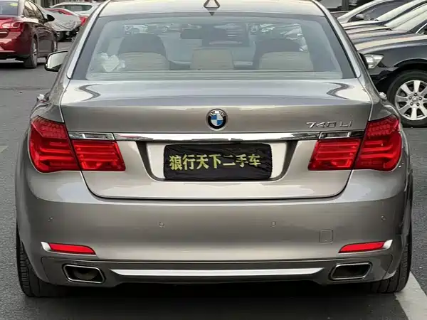 BMW 7 Series 2012