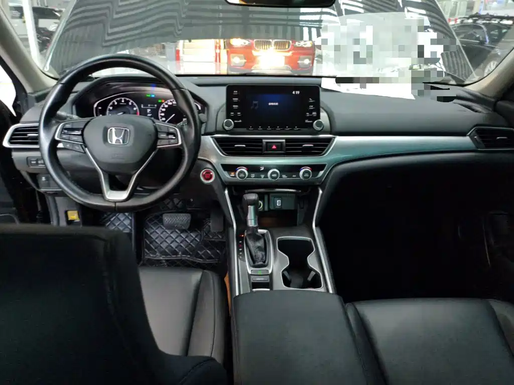 Honda Accord 2020 — фото 7