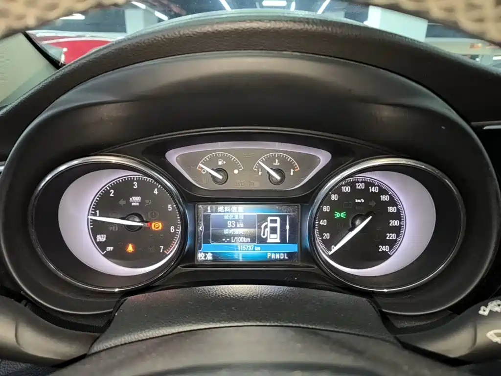 Buick Envision Plus 2019 — фото 12