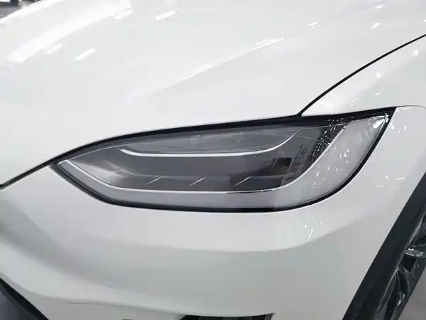 Tesla Model X 2017