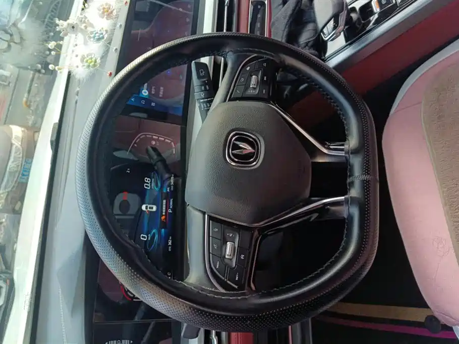 Changan CS75 PLUS 2022 — фото 15