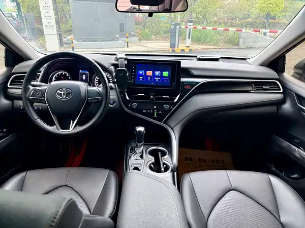 Toyota Camry 2023