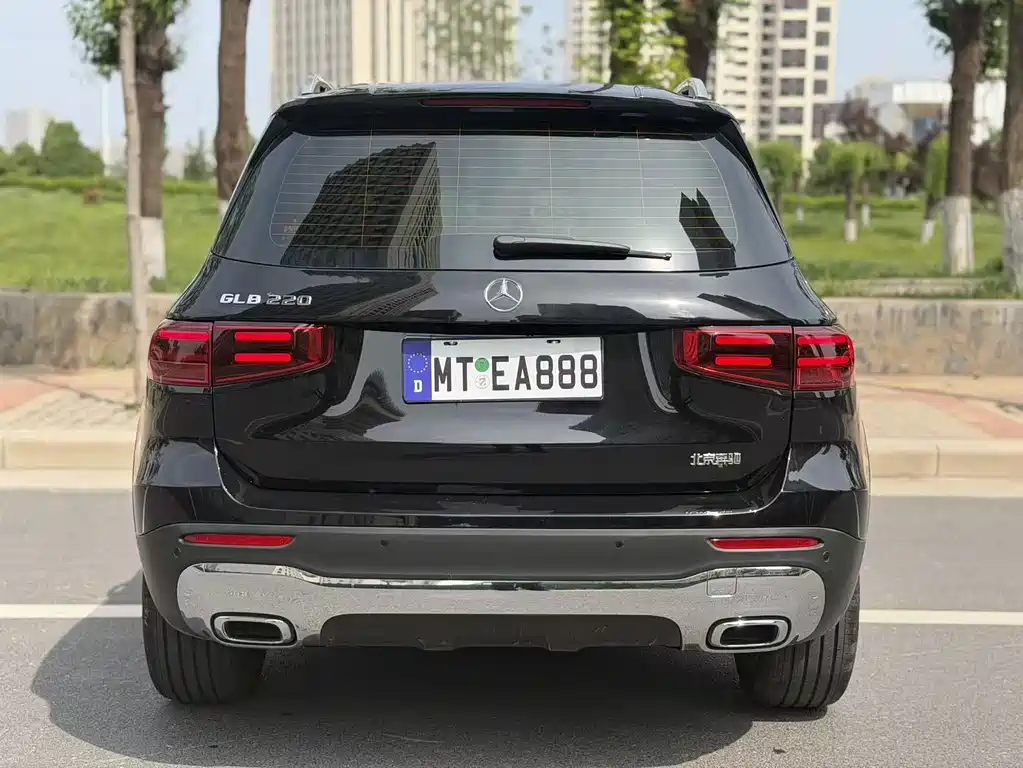 Mercedes-Benz GLB 2025 — фото 7