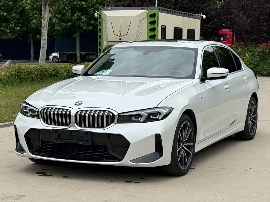 BMW 3 Series 2024